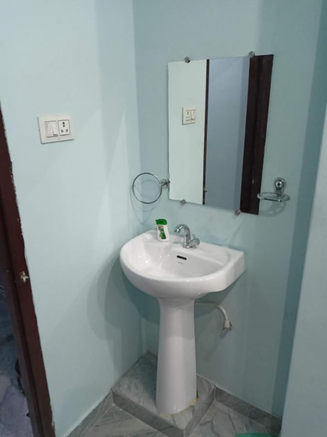 Indra Apartment Varanasi Exterior foto