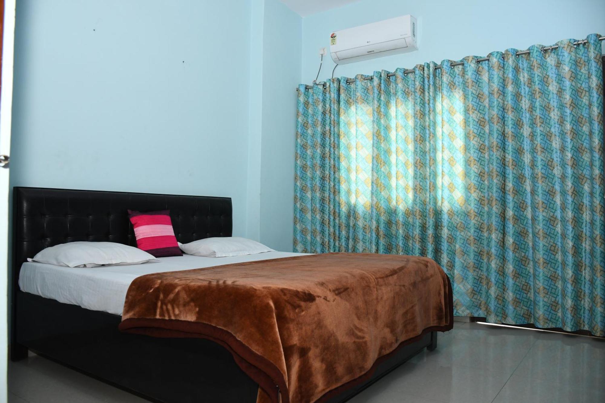 Indra Apartment Varanasi Exterior foto